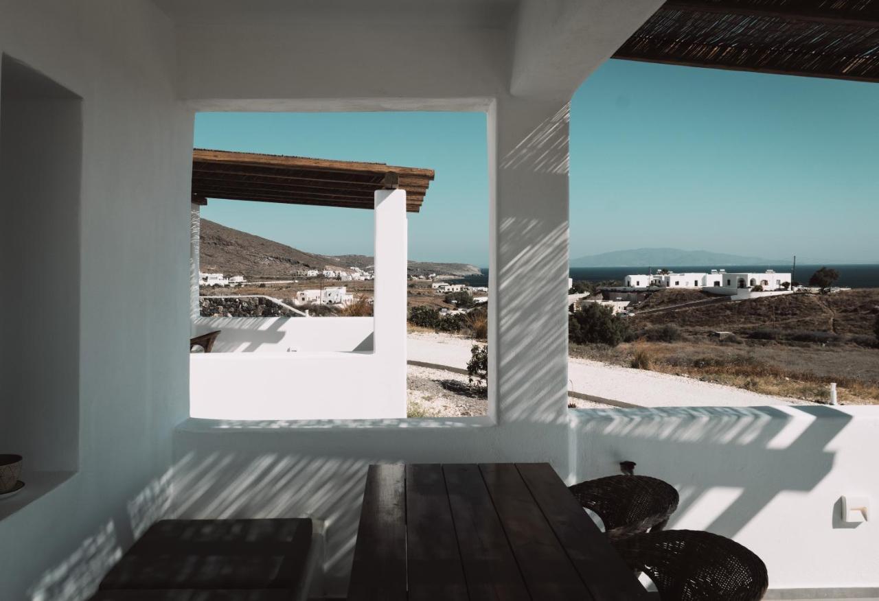 Bianco Diverso Suites Imerovigli  Exterior photo